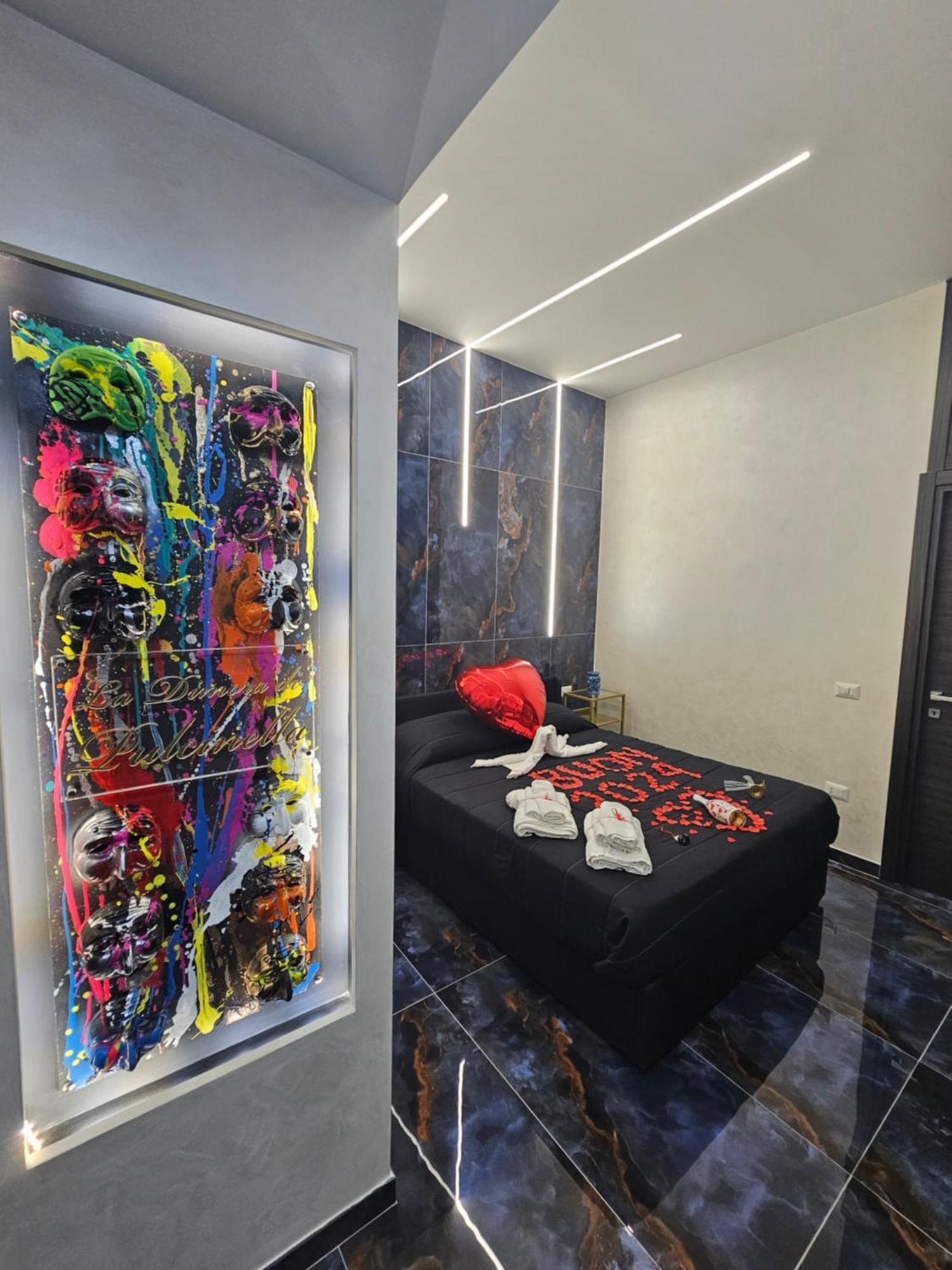 Appartement La Dimora Di Pulcinella à Naples Extérieur photo